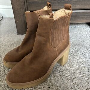 Dolce Vita Tan Heeled Boots